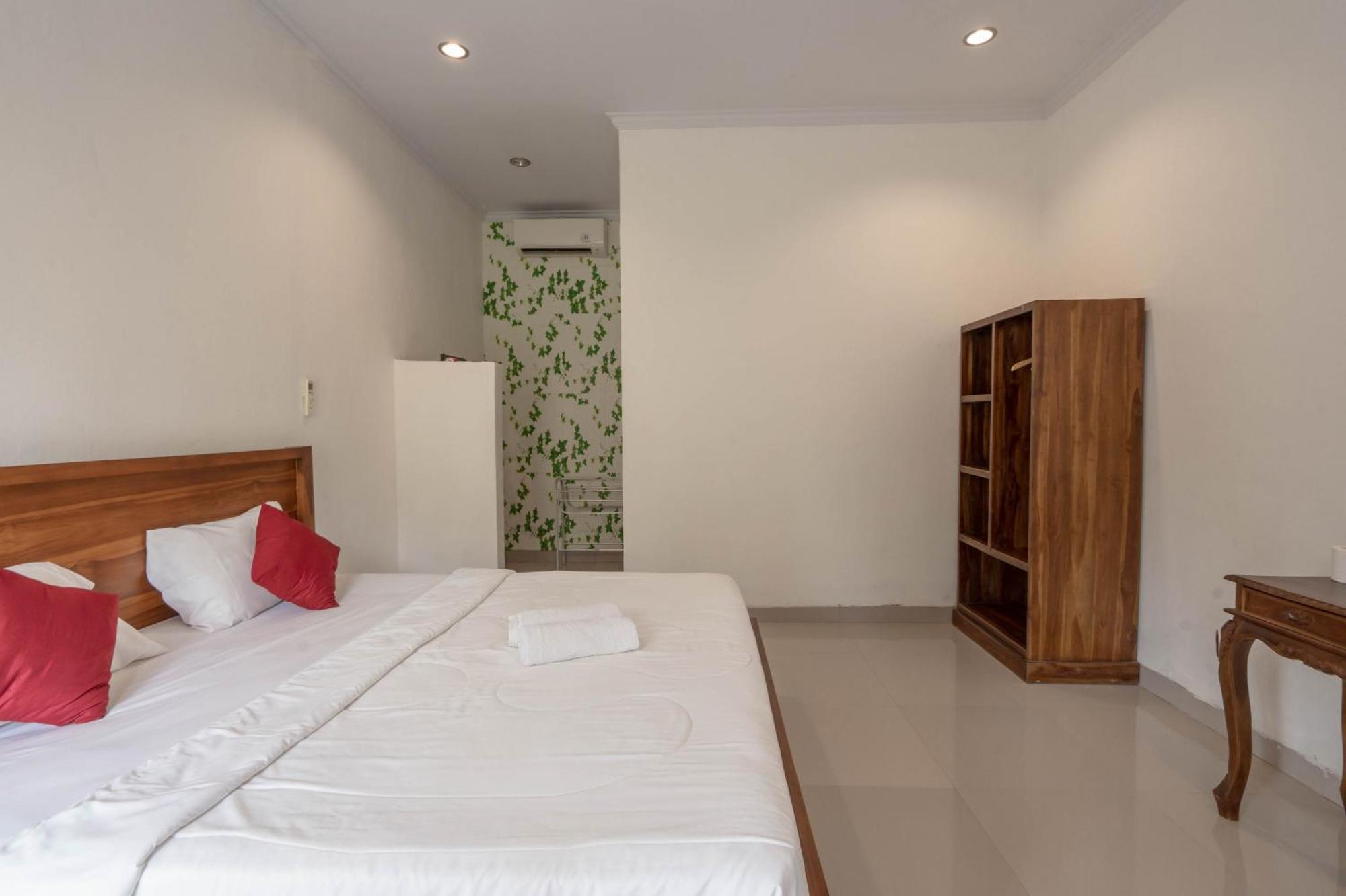 Omah Nusa Villa Redpartner Toyapakeh Εξωτερικό φωτογραφία