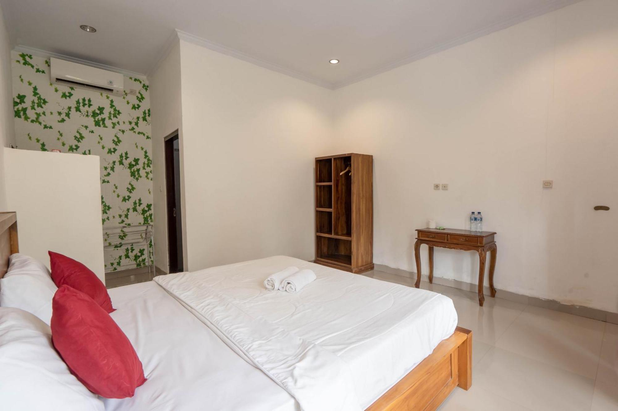 Omah Nusa Villa Redpartner Toyapakeh Εξωτερικό φωτογραφία