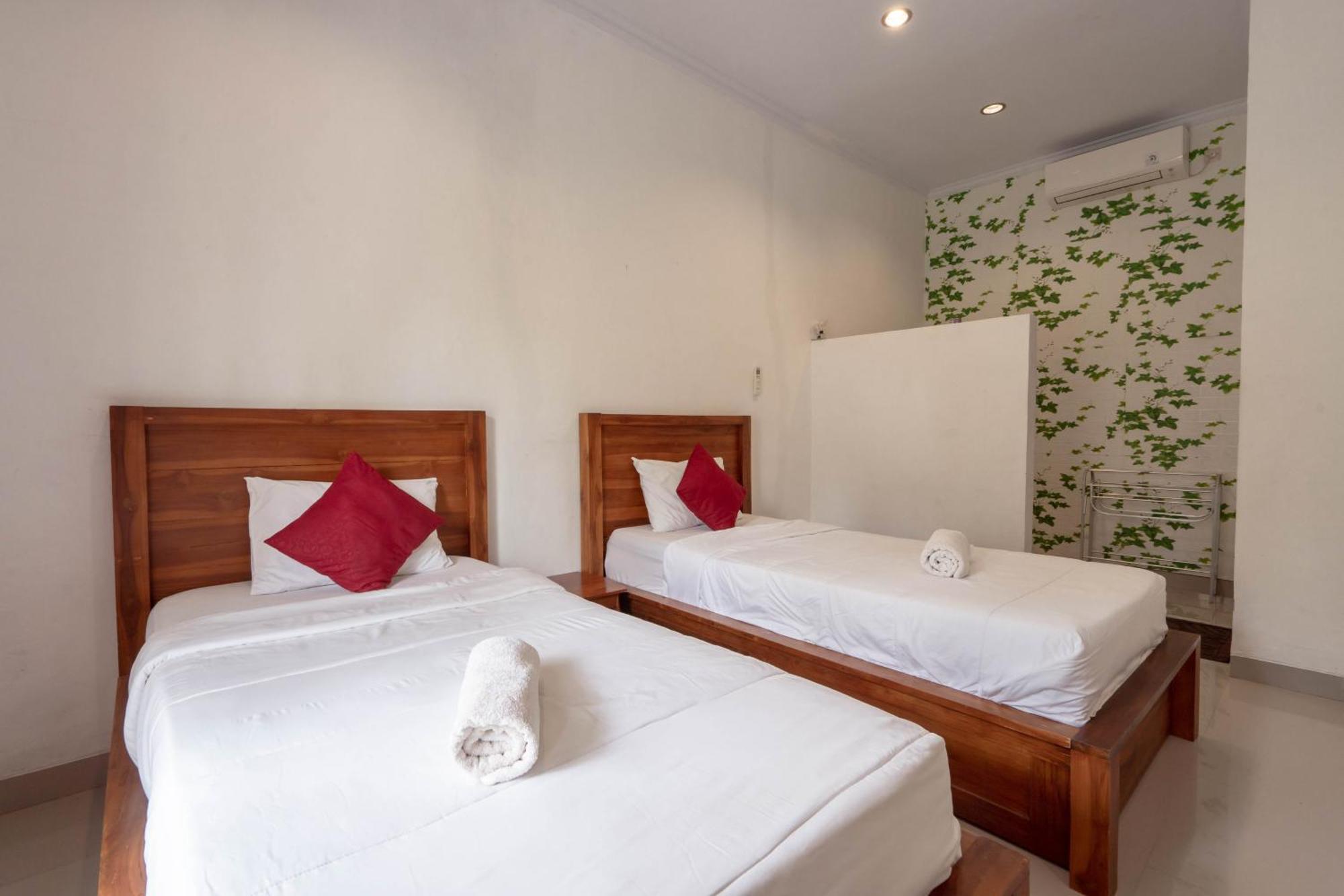 Omah Nusa Villa Redpartner Toyapakeh Εξωτερικό φωτογραφία