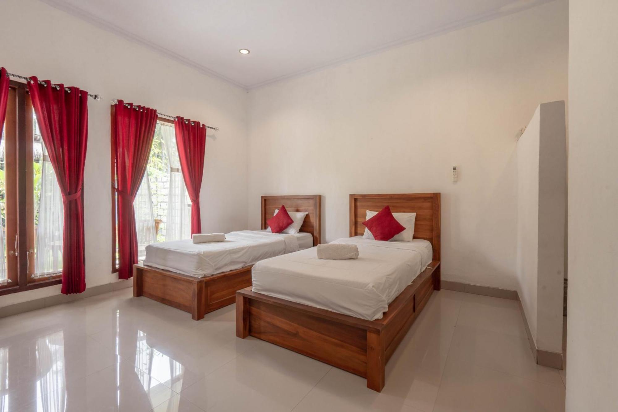 Omah Nusa Villa Redpartner Toyapakeh Εξωτερικό φωτογραφία