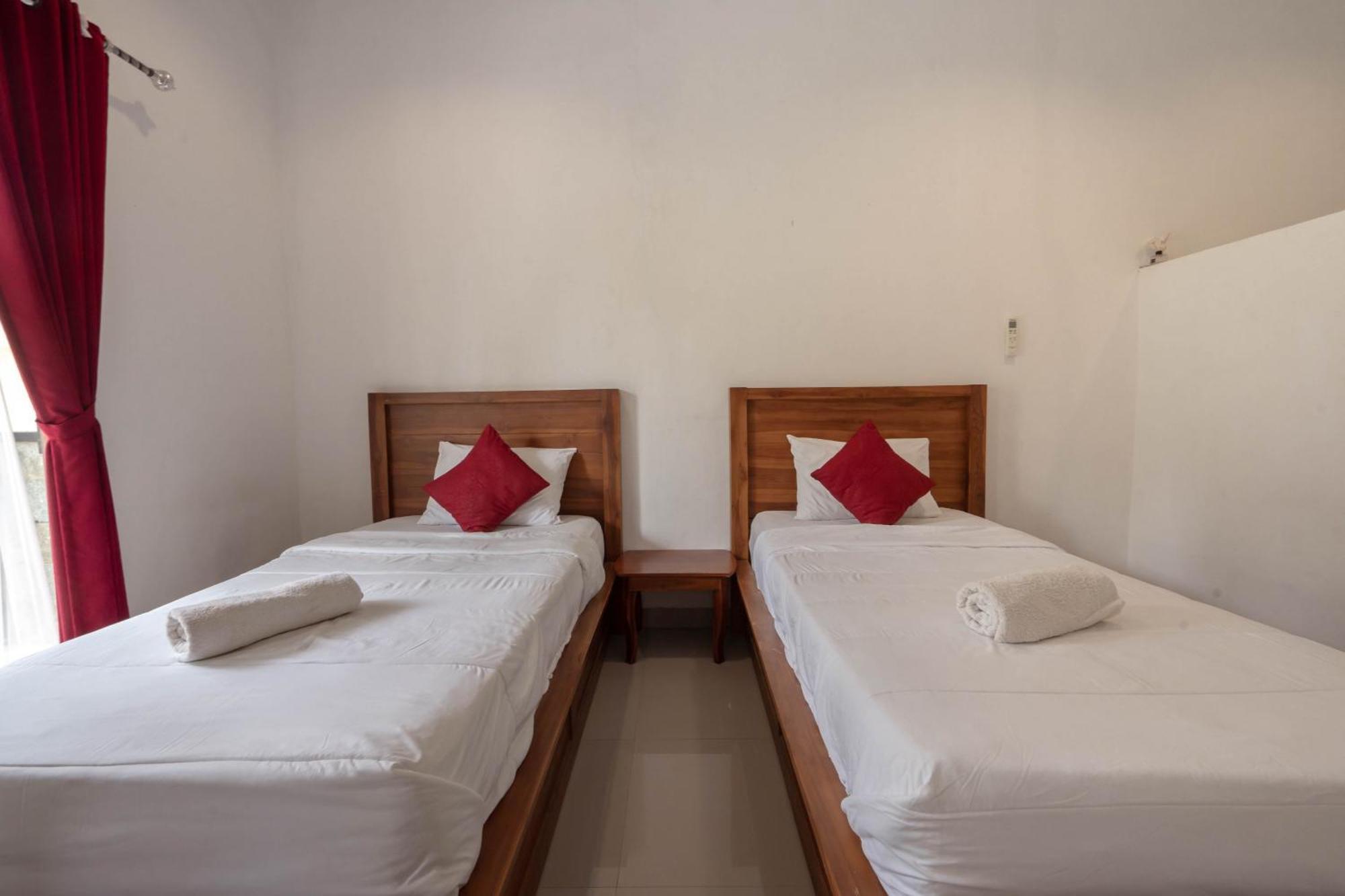 Omah Nusa Villa Redpartner Toyapakeh Εξωτερικό φωτογραφία