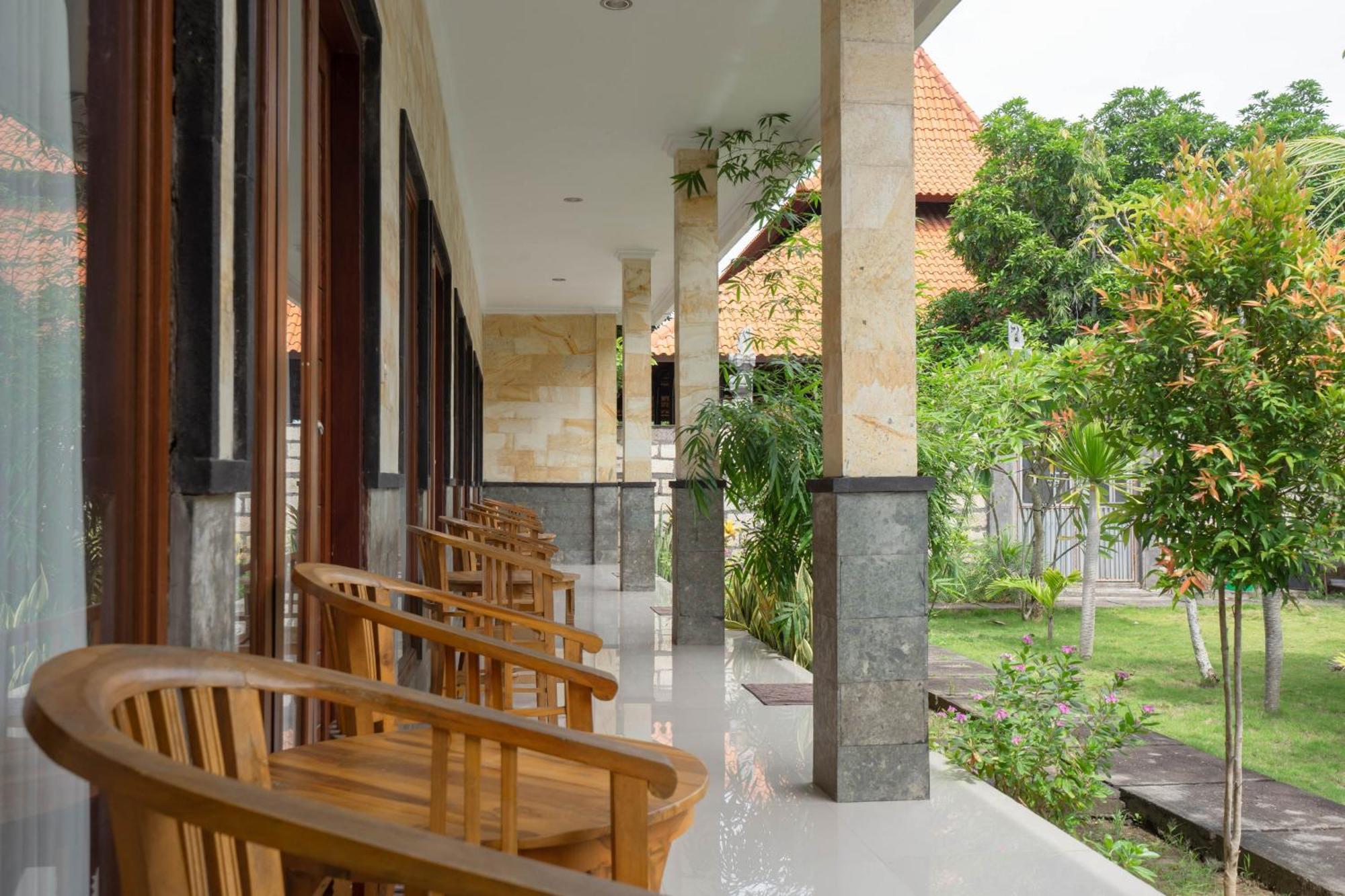 Omah Nusa Villa Redpartner Toyapakeh Εξωτερικό φωτογραφία