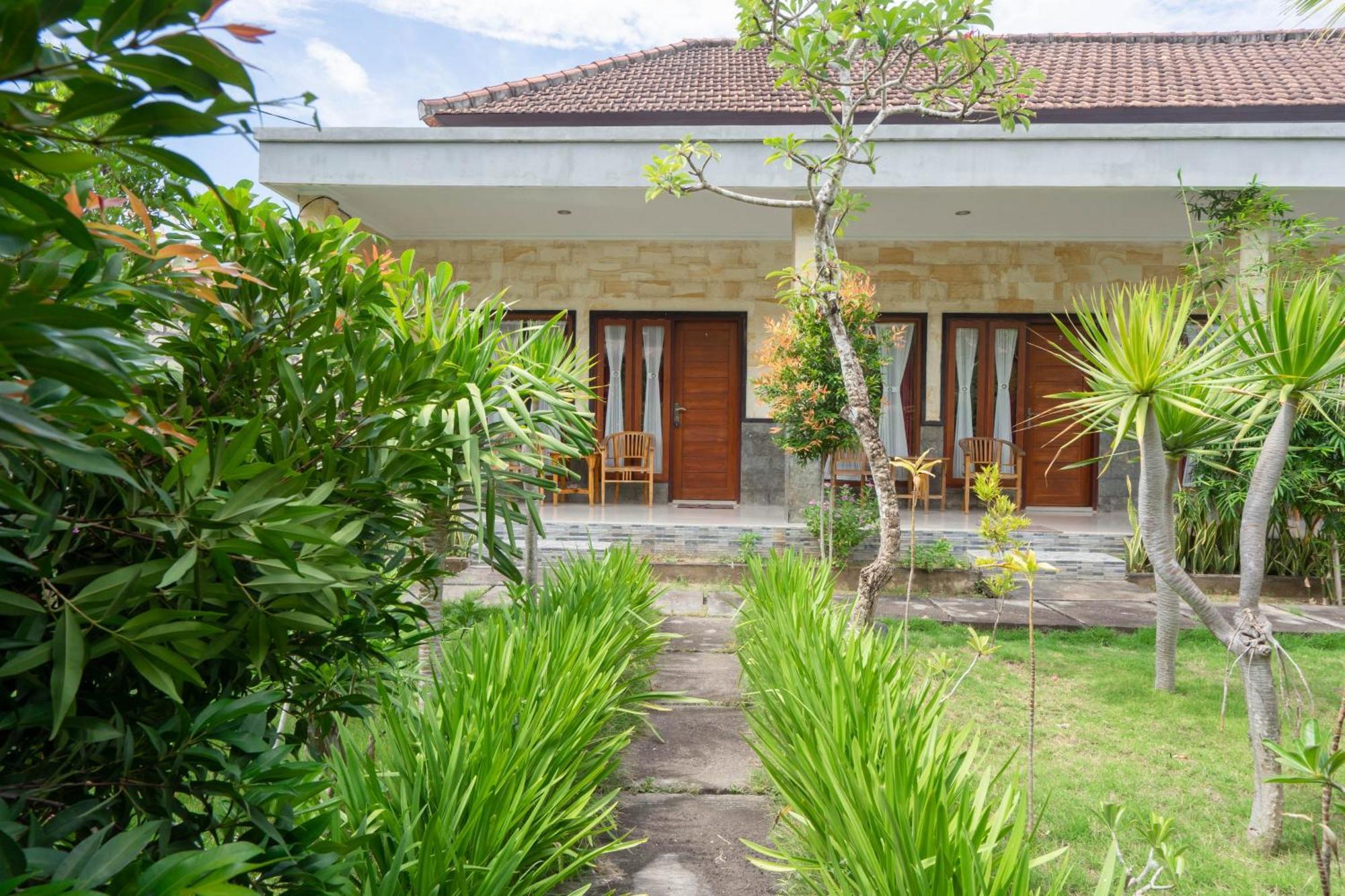Omah Nusa Villa Redpartner Toyapakeh Εξωτερικό φωτογραφία