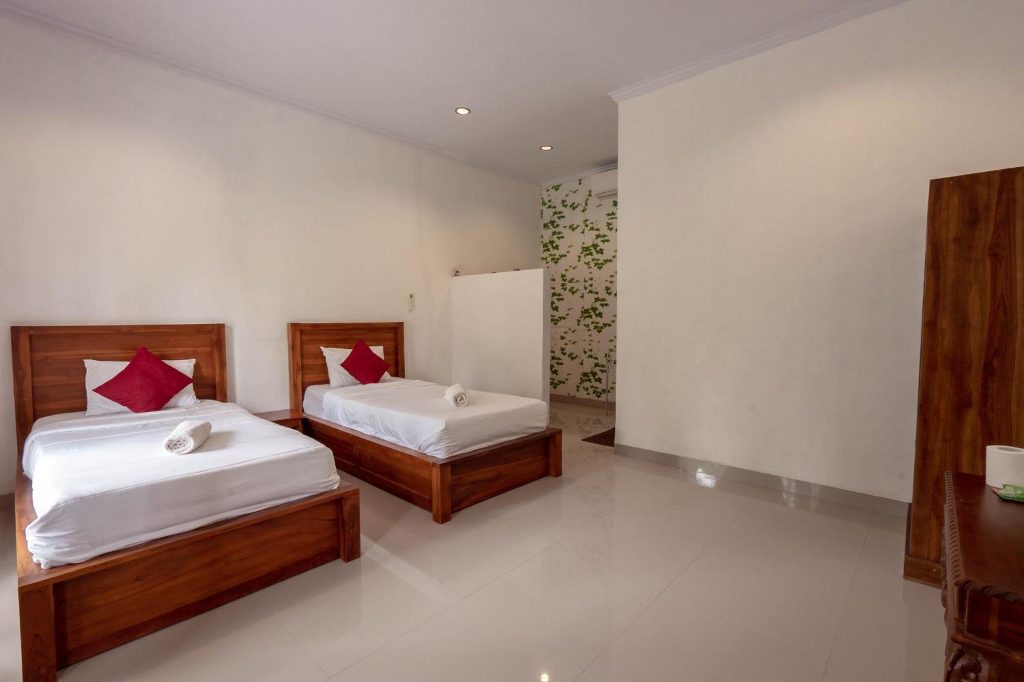 Omah Nusa Villa Redpartner Toyapakeh Εξωτερικό φωτογραφία